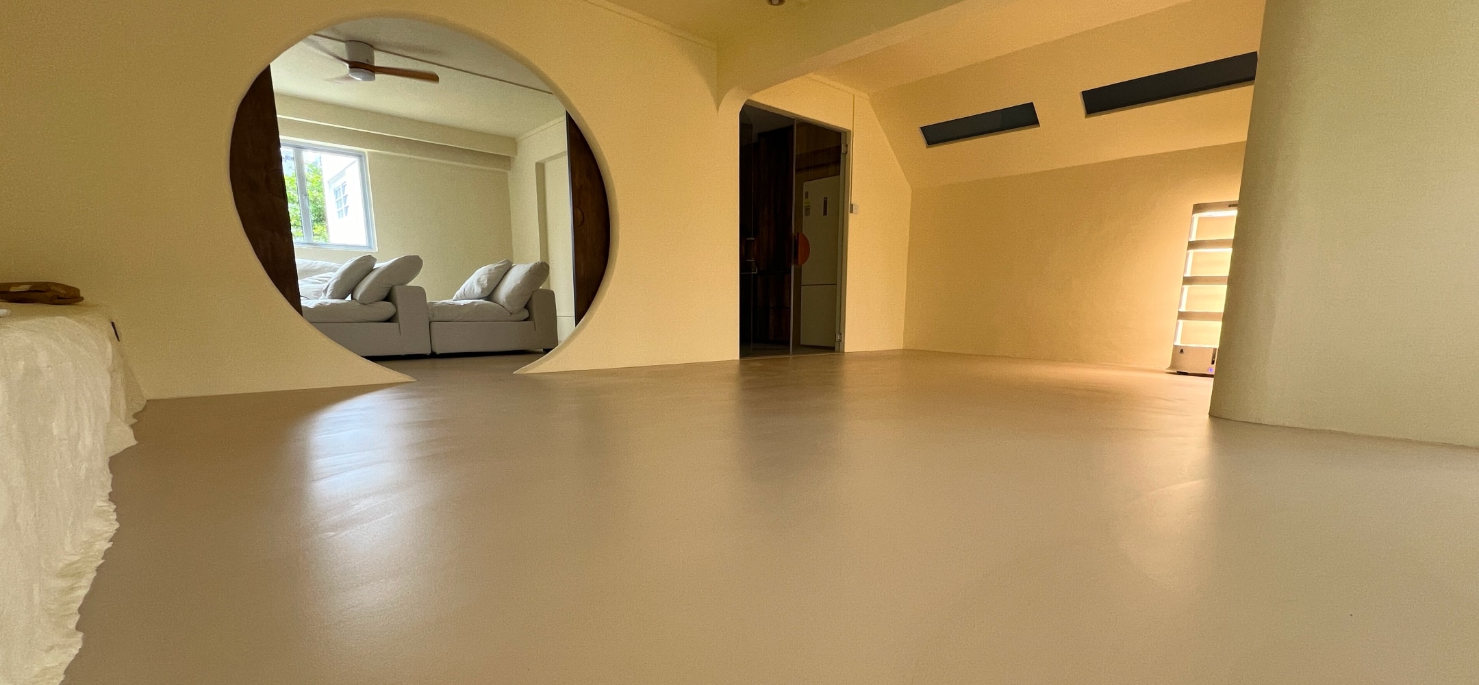 Epoxy Ecoluxe Floor Overlay